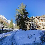 Casa Dei Larici 300m From Piste