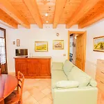 Casa Dei Larici 300m From Piste