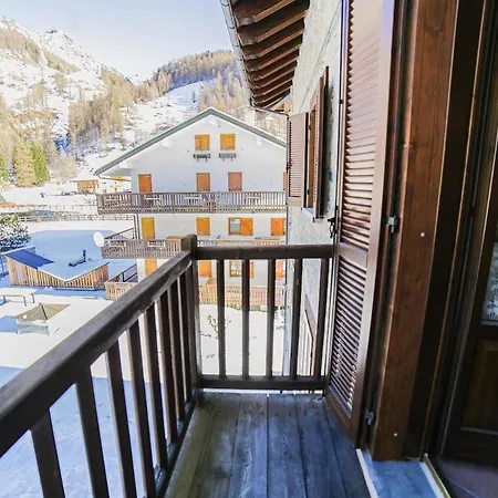 Casa Dei Larici 300m From Piste